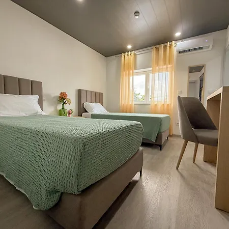 Flôr Do Távora Albergue Vila da Ponte (Viseu)