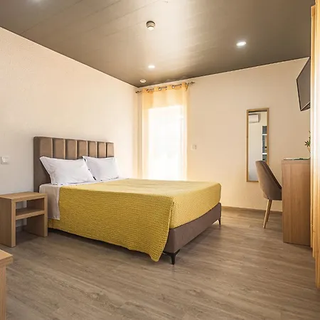Flor Do Tavora Hostel Vila da Ponte (Viseu)