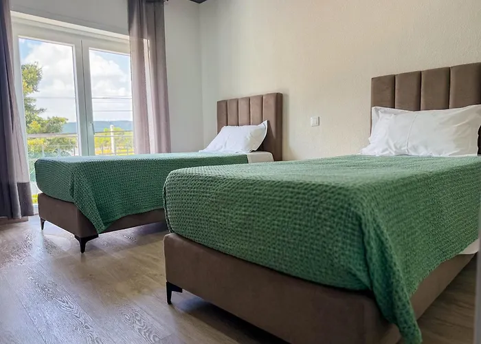 ホステル Flor Do Tavora